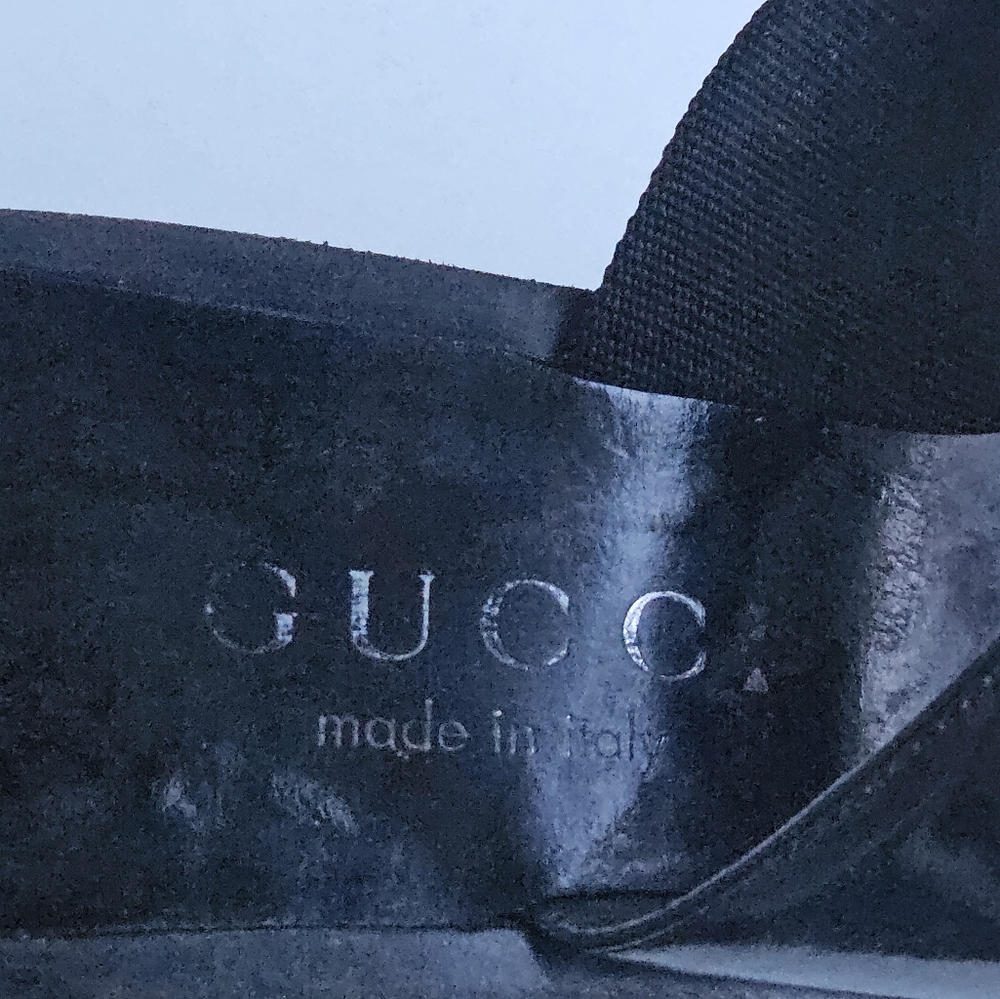 Gucci Black Patent Leather Block Heel Sandals with Elastic Strap - Picture 9 of 14